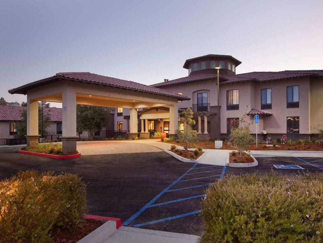 Hampton Inn & Suites Arroyo Grande Exterior foto