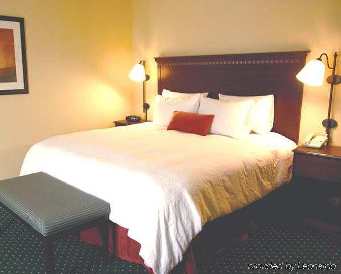 Hampton Inn & Suites Arroyo Grande Quarto foto